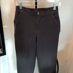 Lululemon black pants size 4